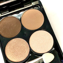 Chocotini Shadow Drop Quad eyeshadow palette closed case